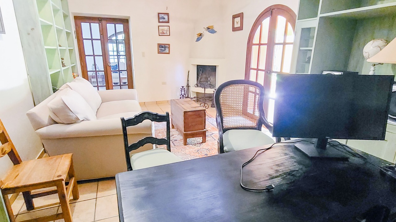 Photo of Livingroom in Alamos