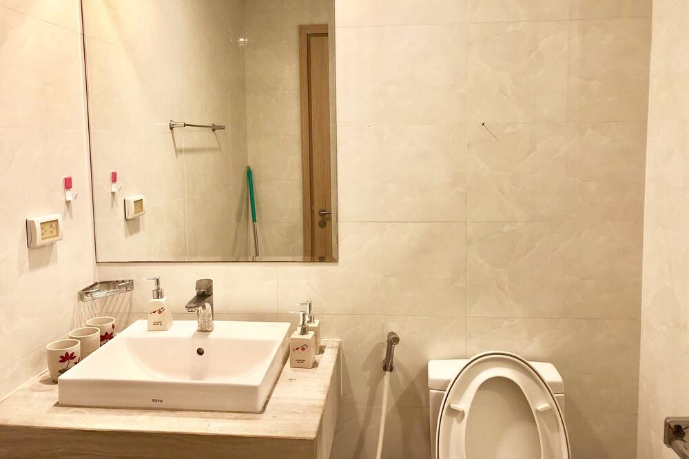 Photo of Bathroom in Hanoi