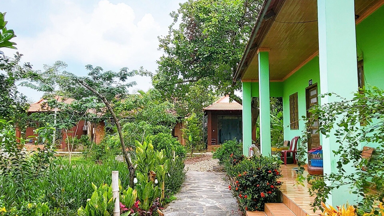 Photo of Outdoor in Quan Tom