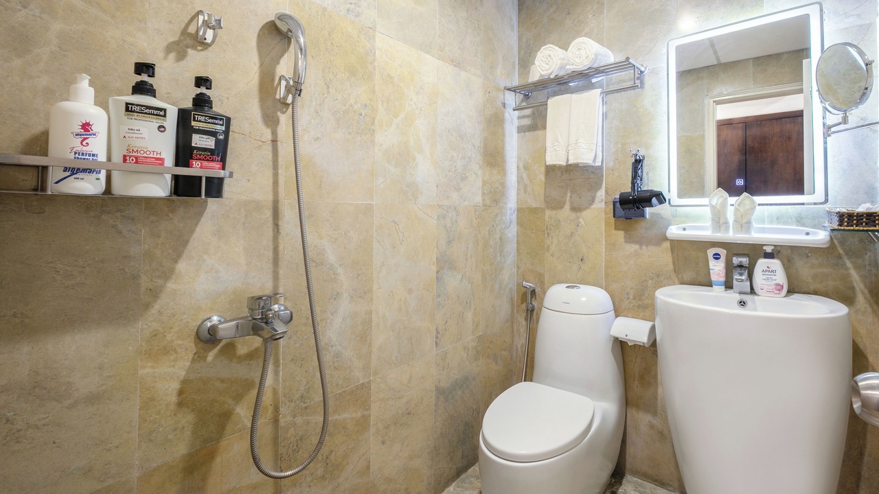 Photo of Bathroom in Van Mieu