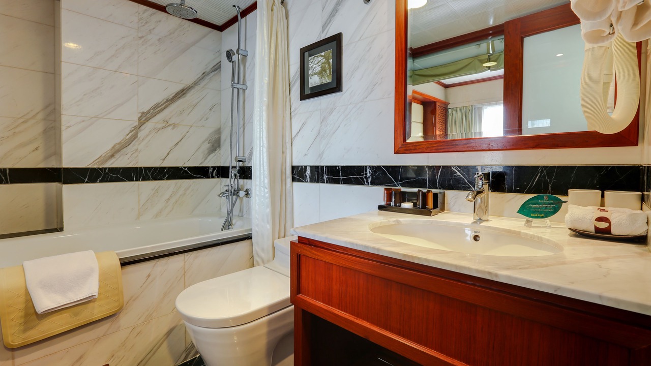 Photo of Bathroom in Trang Tien