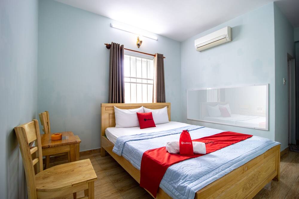 Photo of Bedroom in District 9