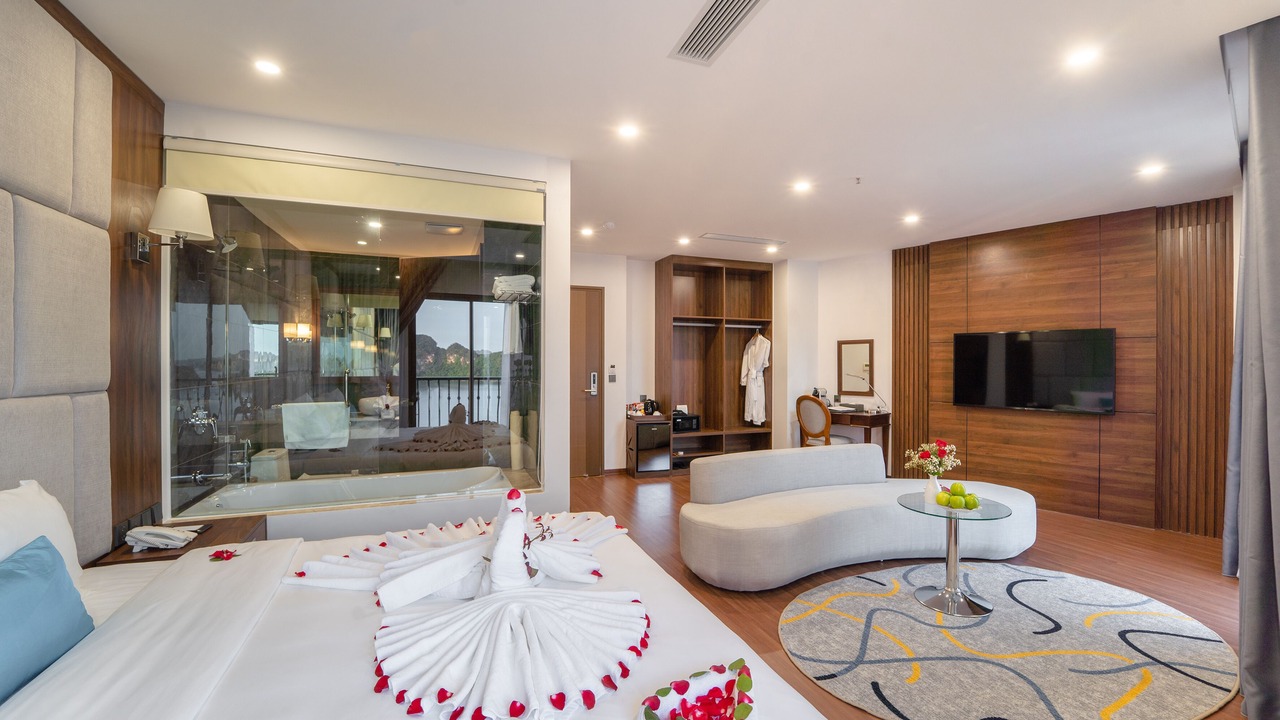 Photo of Bedroom in Ha Long