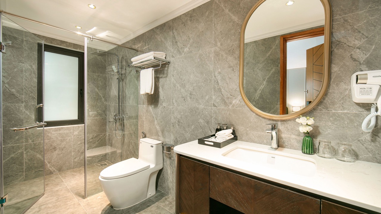 Photo of Bathroom in Hang Bac