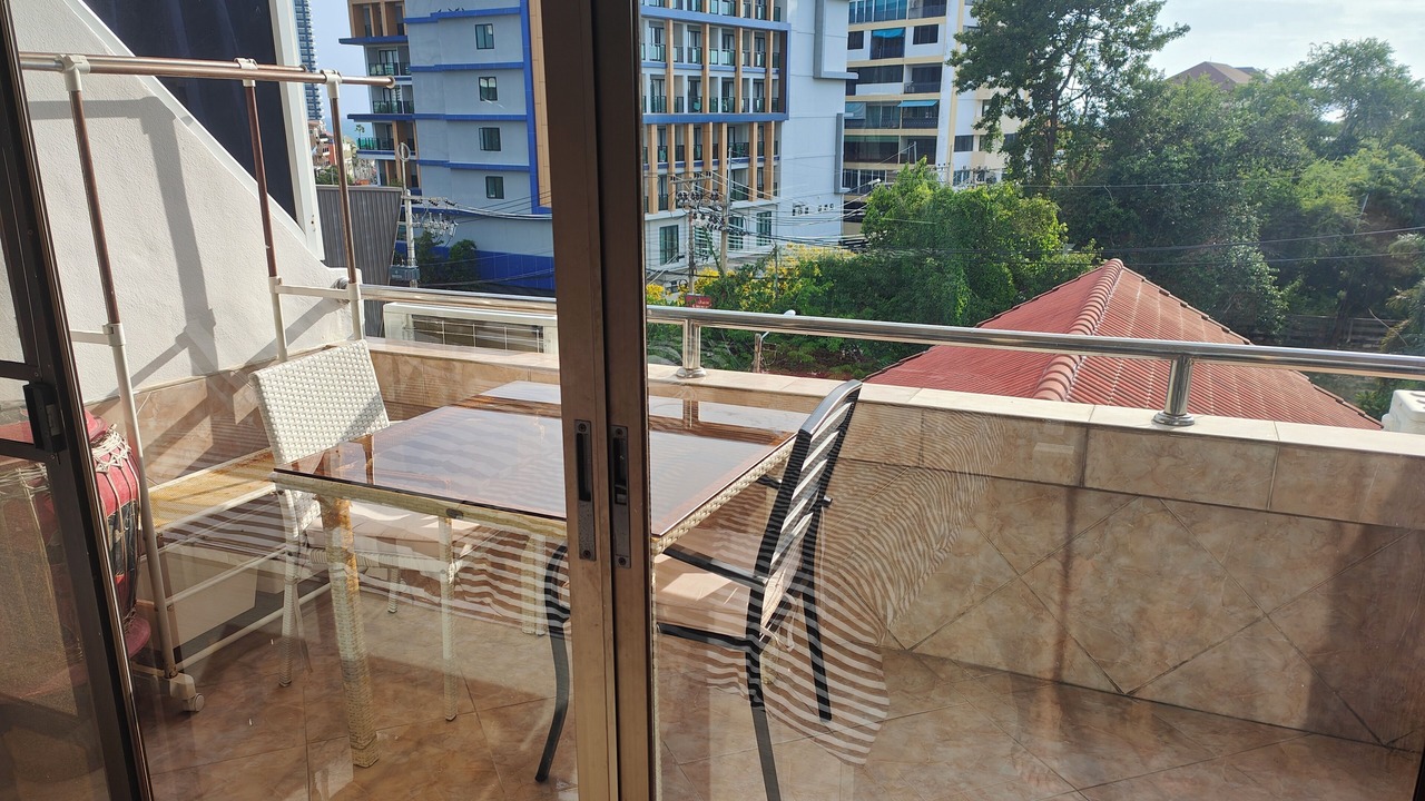 Photo of Patio Balcony in Pratumnak Hill