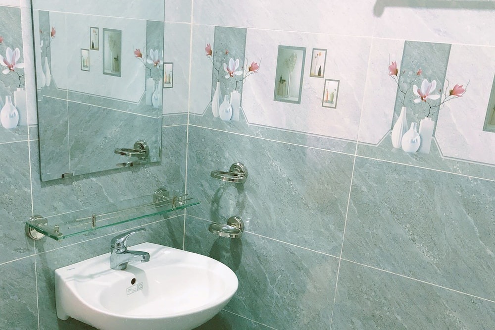 Photo of Bathroom in Tan Uyen Town