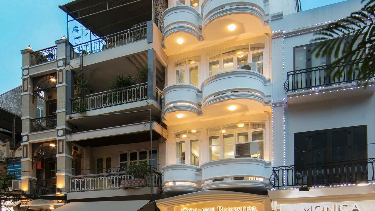 Photo of Buildings in Hang Bo