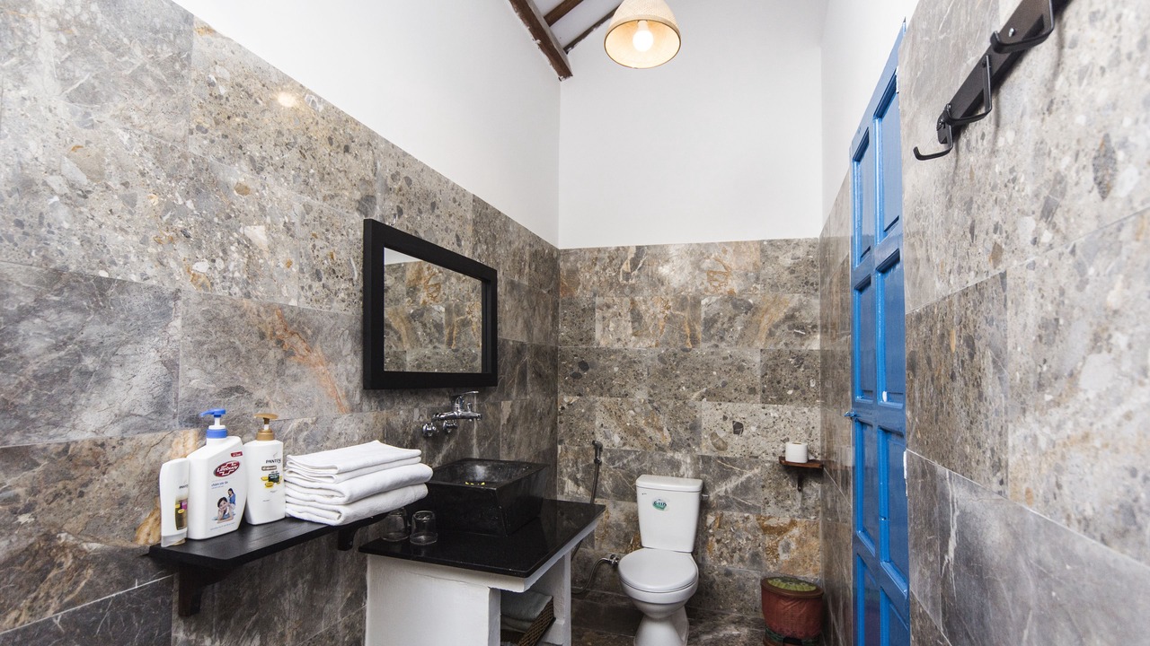 Photo of Bathroom in Cam An