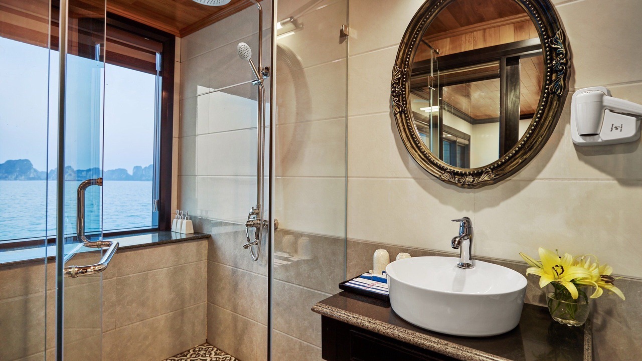 Photo of Bathroom in Bai Chay