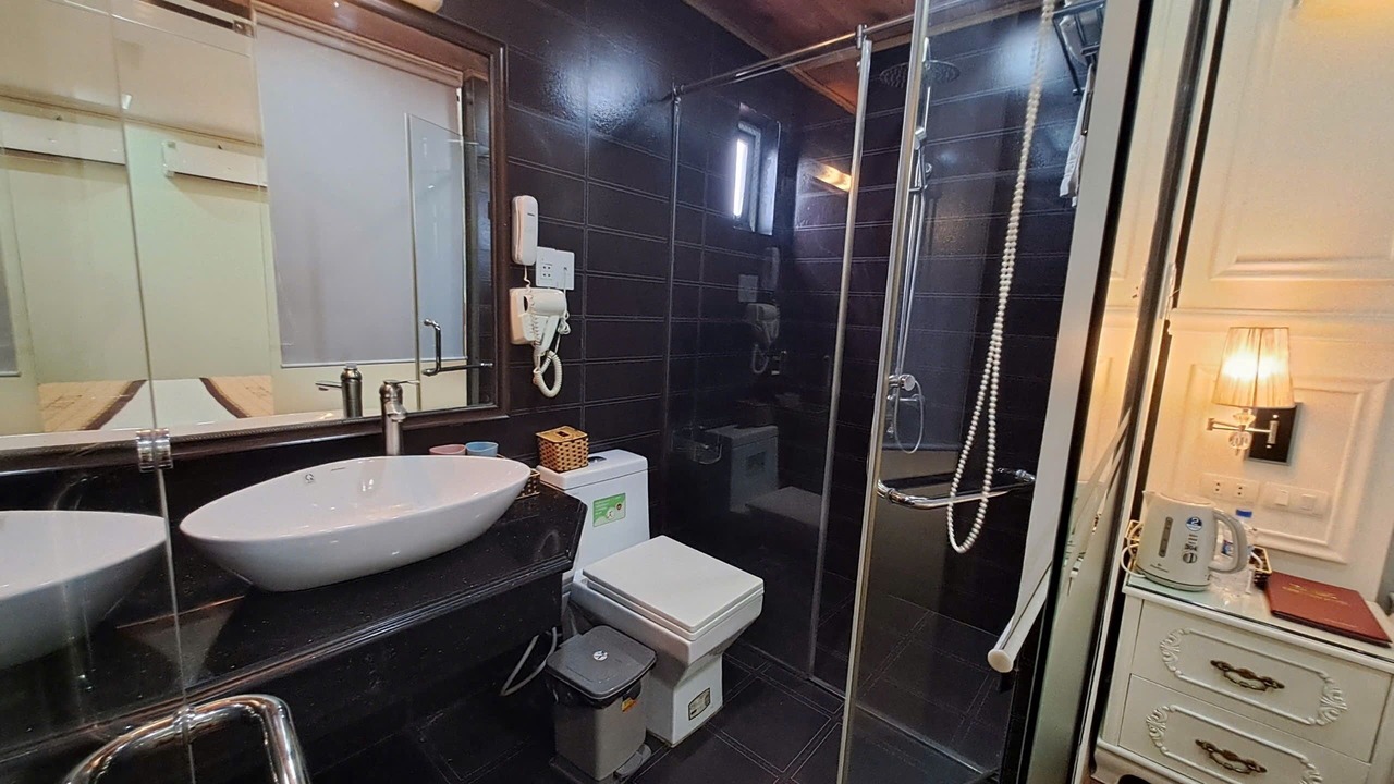 Photo of Bathroom in Soc Son