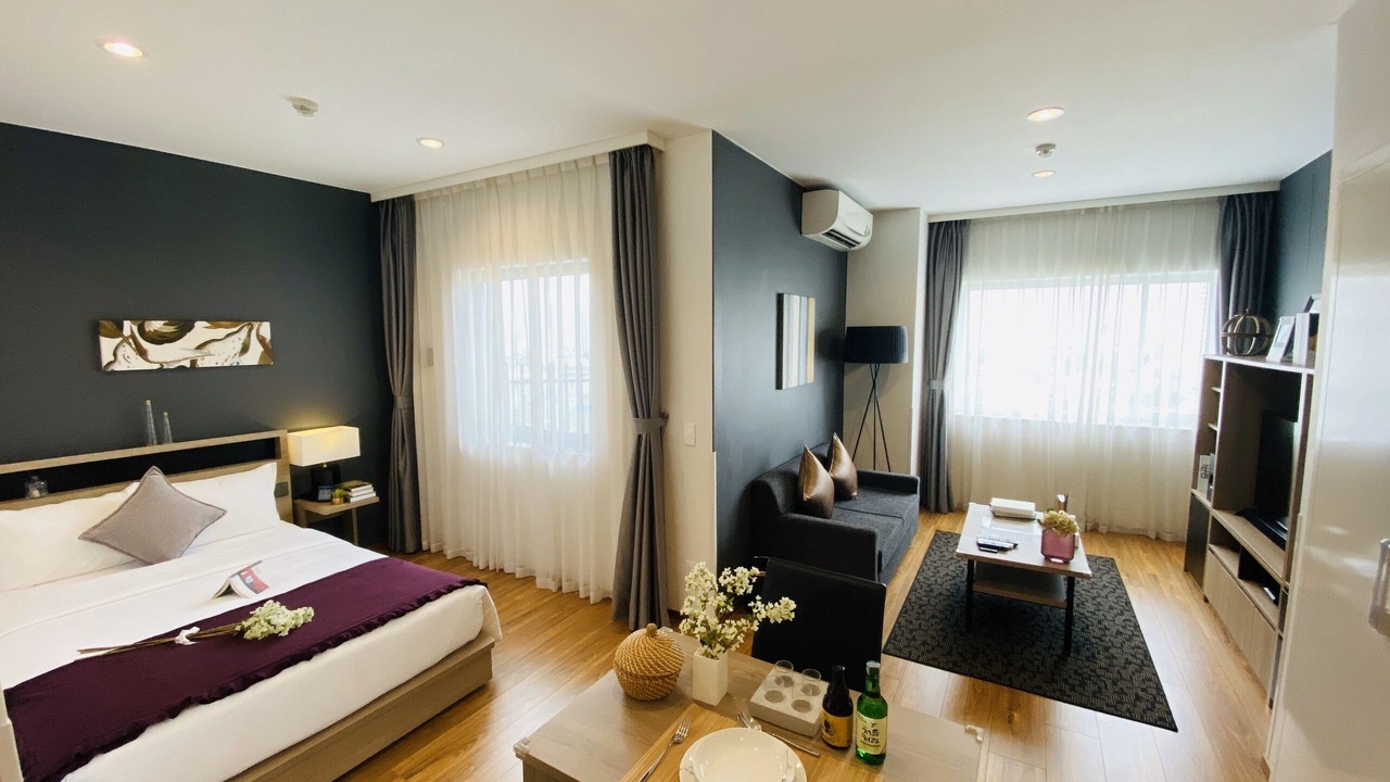 Photo of Bedroom in Trung Hoa Nhan Chinh