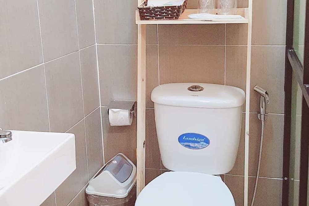 Photo of Bathroom in Hang Buom