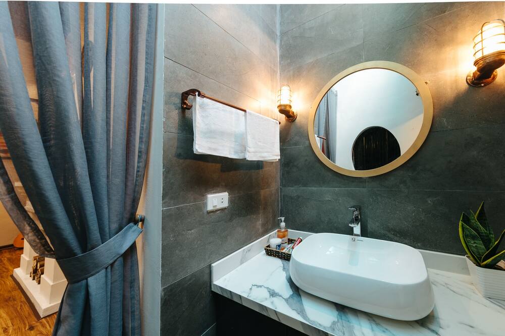 Photo of Bathroom in Dong Da