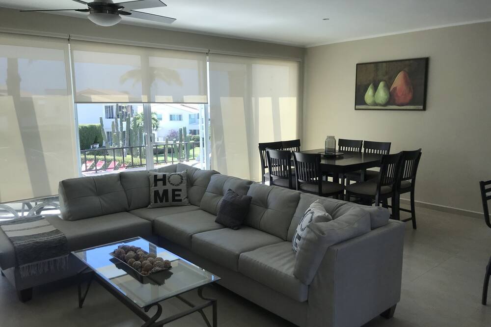 Photo of Livingroom in El Tezal