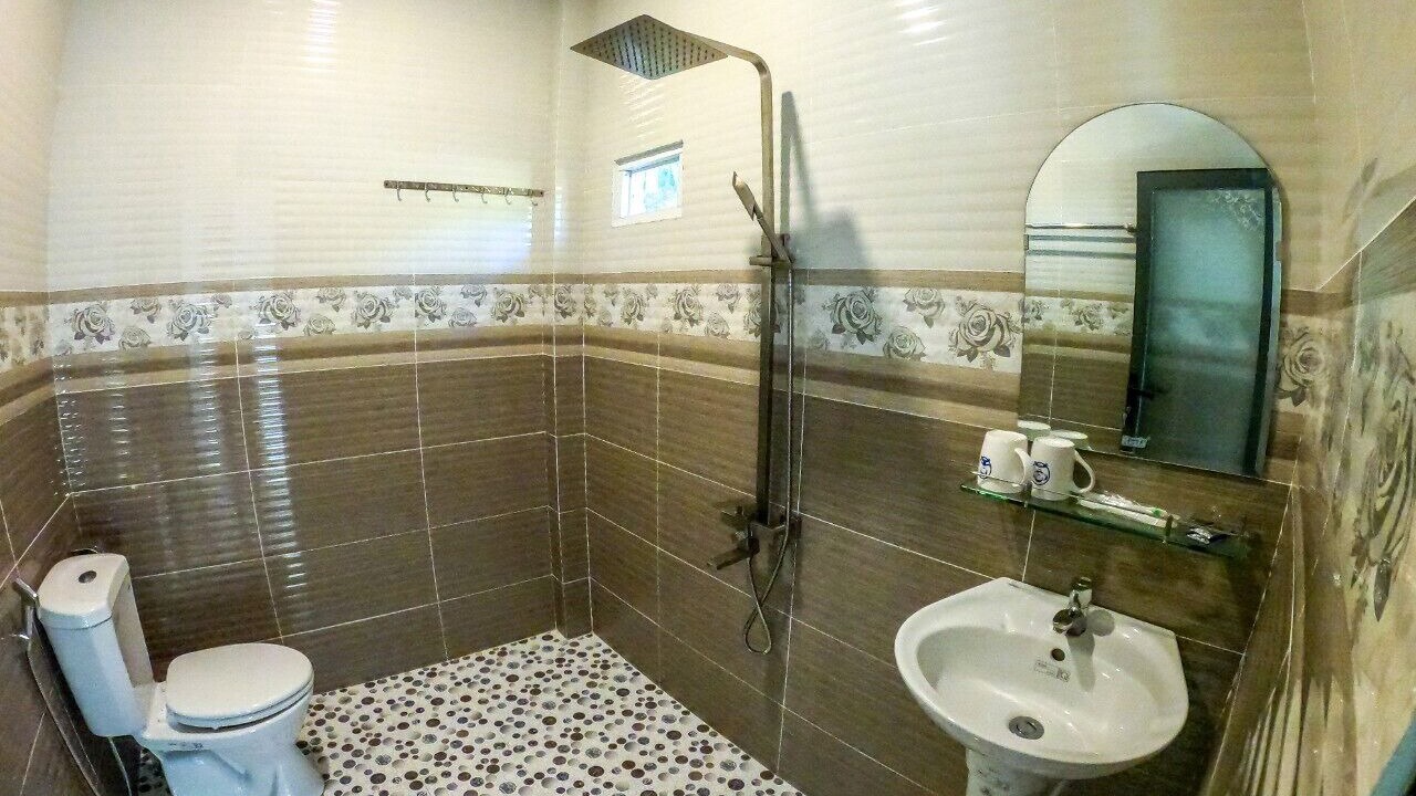 Photo of Bathroom in Cua Lap