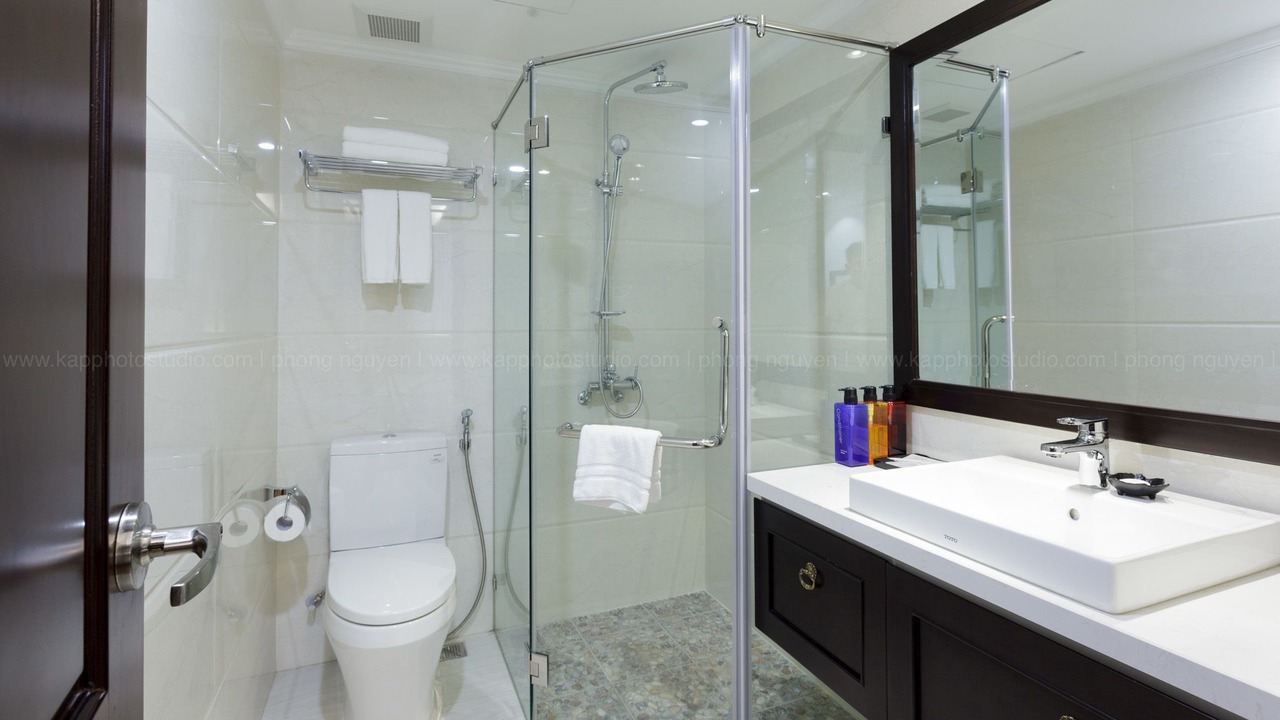 Photo of Bathroom in Van Mieu