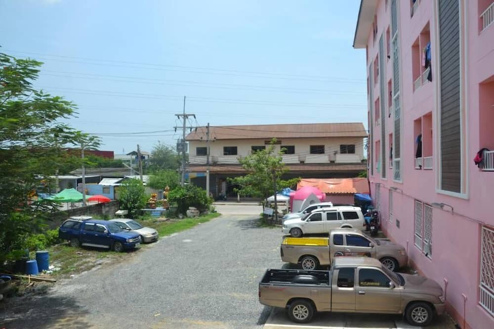 Photo of Others in Don Hua Lo