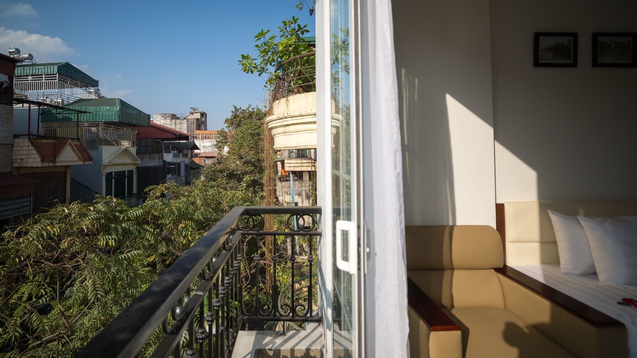 Photo of Patio Balcony in Hang Bo