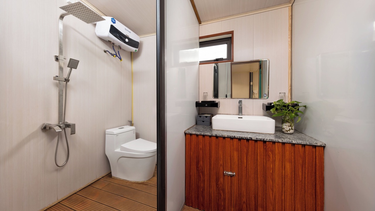 Photo of Bathroom in Cat Hai