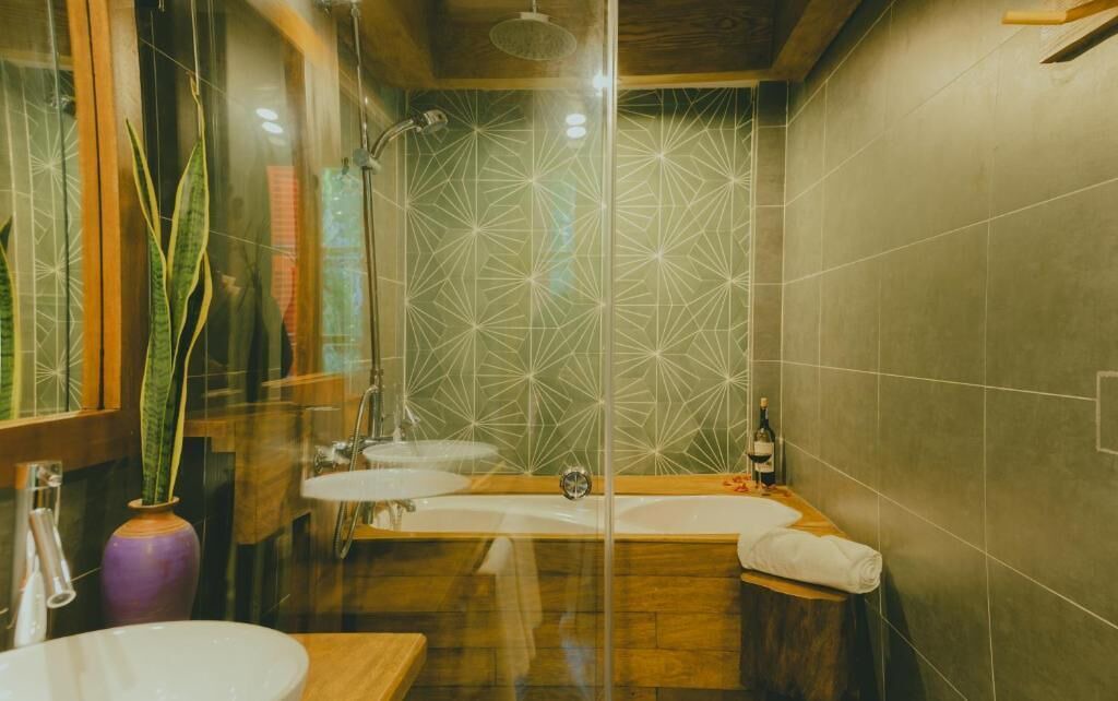 Photo of Bathroom in Hoa Lu