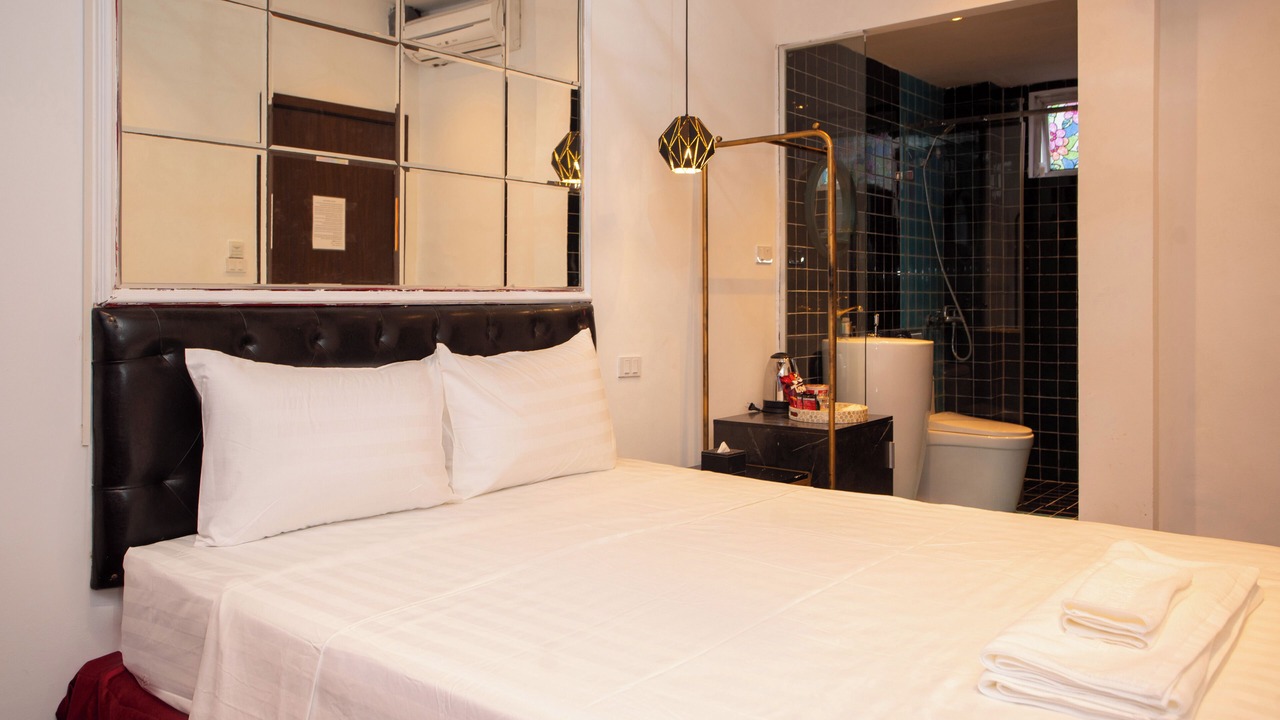 Photo of Bedroom in Van Mieu