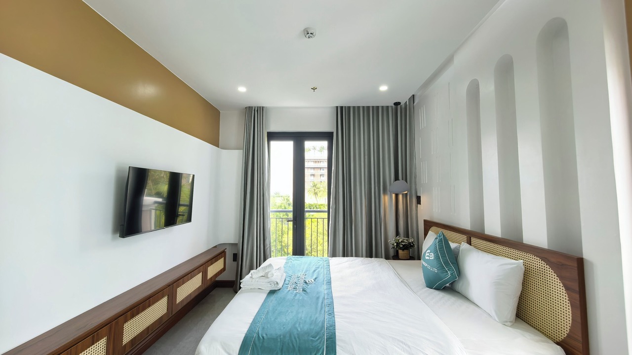 Photo of Bedroom in Long Beach