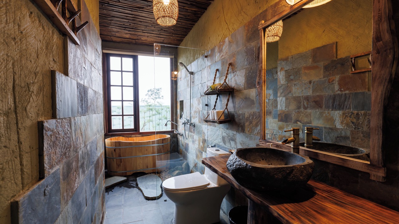 Photo of Bathroom in Pu Long Nature Reserve