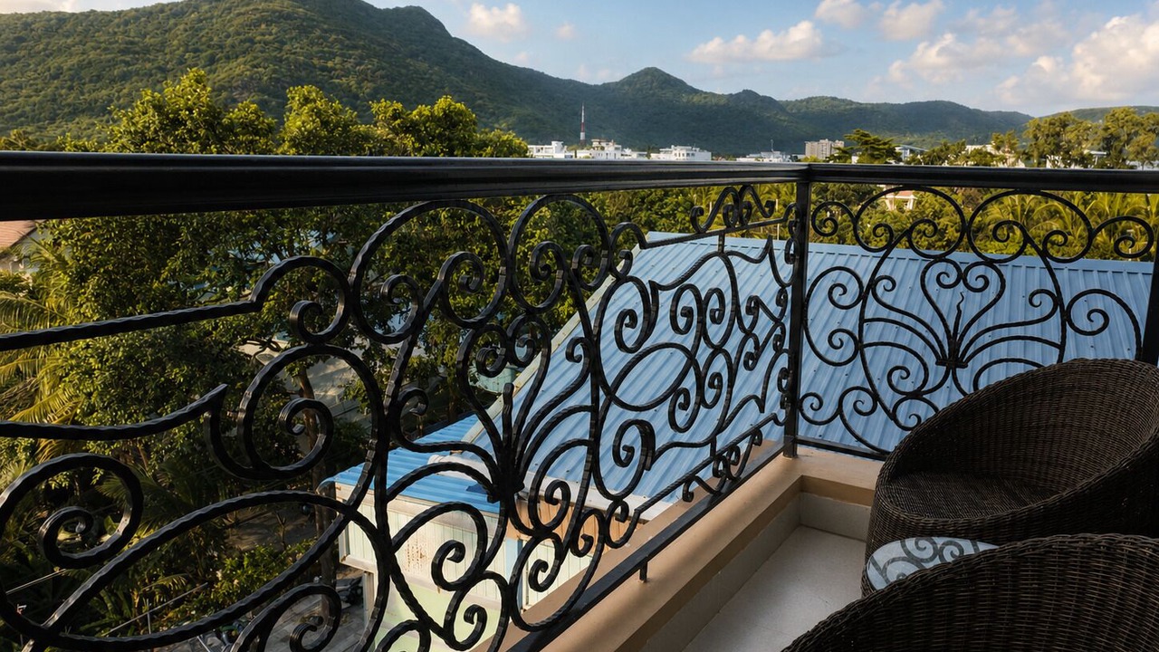 Photo of Patio Balcony in Con Son