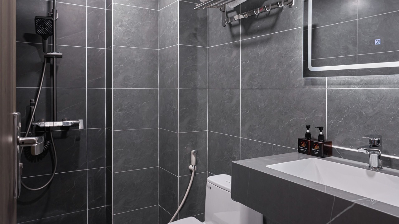 Photo of Bathroom in Tan Binh
