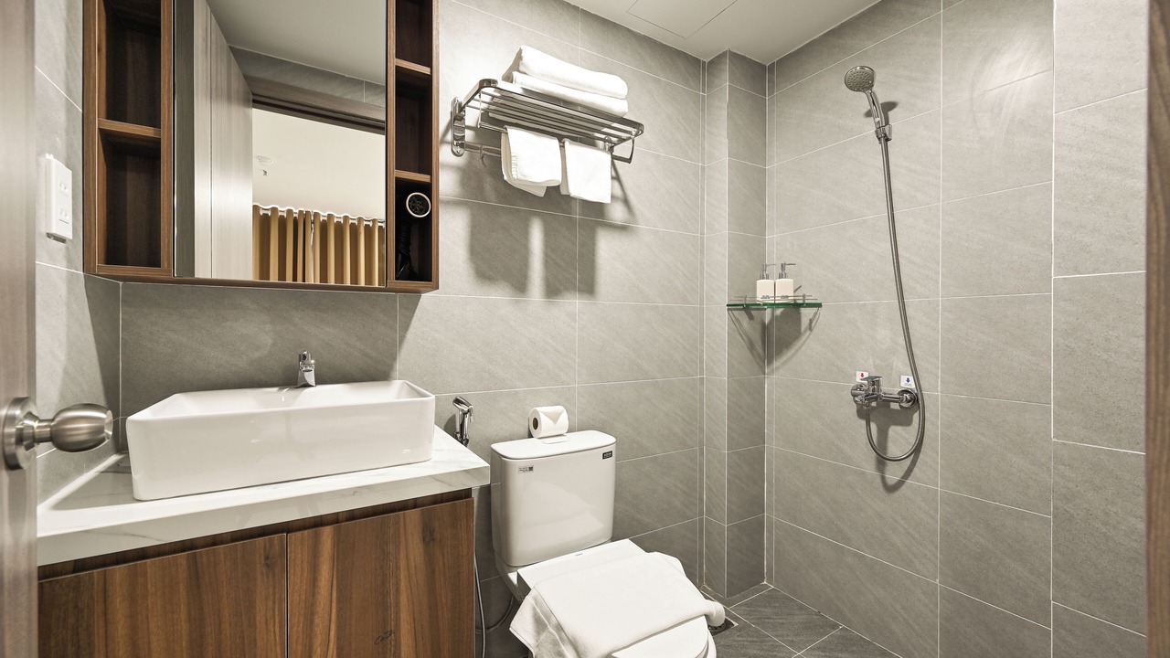 Photo of Bathroom in Tan Thuan Dong