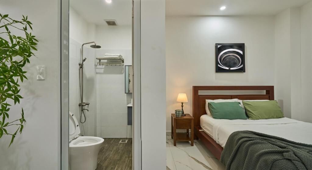 Photo of Bathroom in Phuong 15