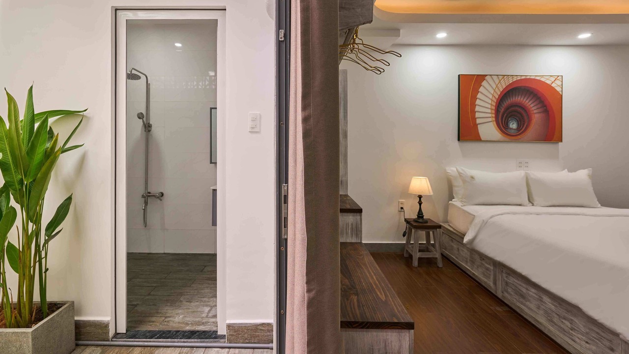 Photo of Bathroom in Phuong 15