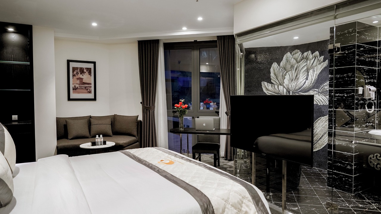 Photo of Bedroom in District 10