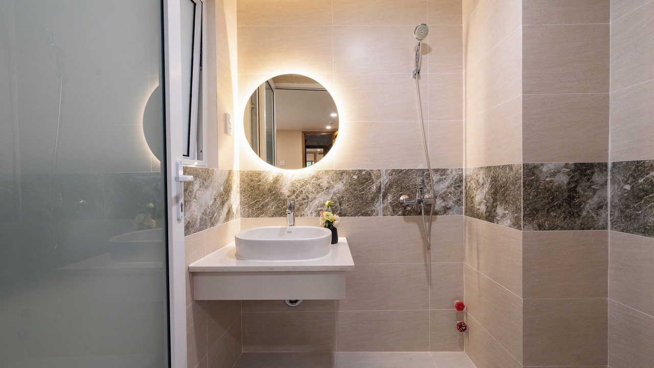 Photo of Bathroom in Phuong 8