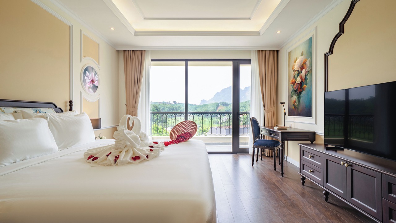 Photo of Patio Balcony in Kim Boi