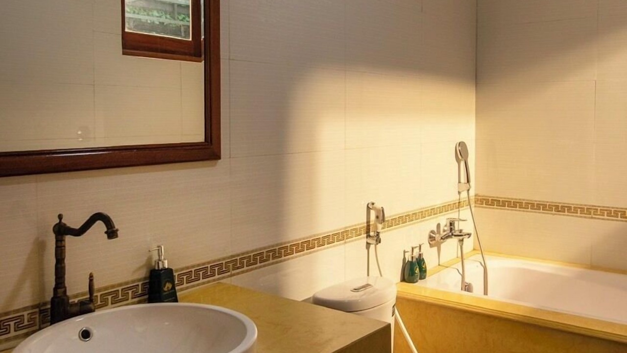 Photo of Bathroom in Hoa Lu