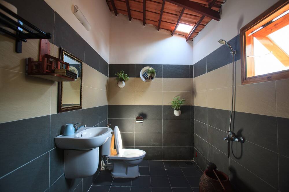 Photo of Bathroom in Cua Can Village