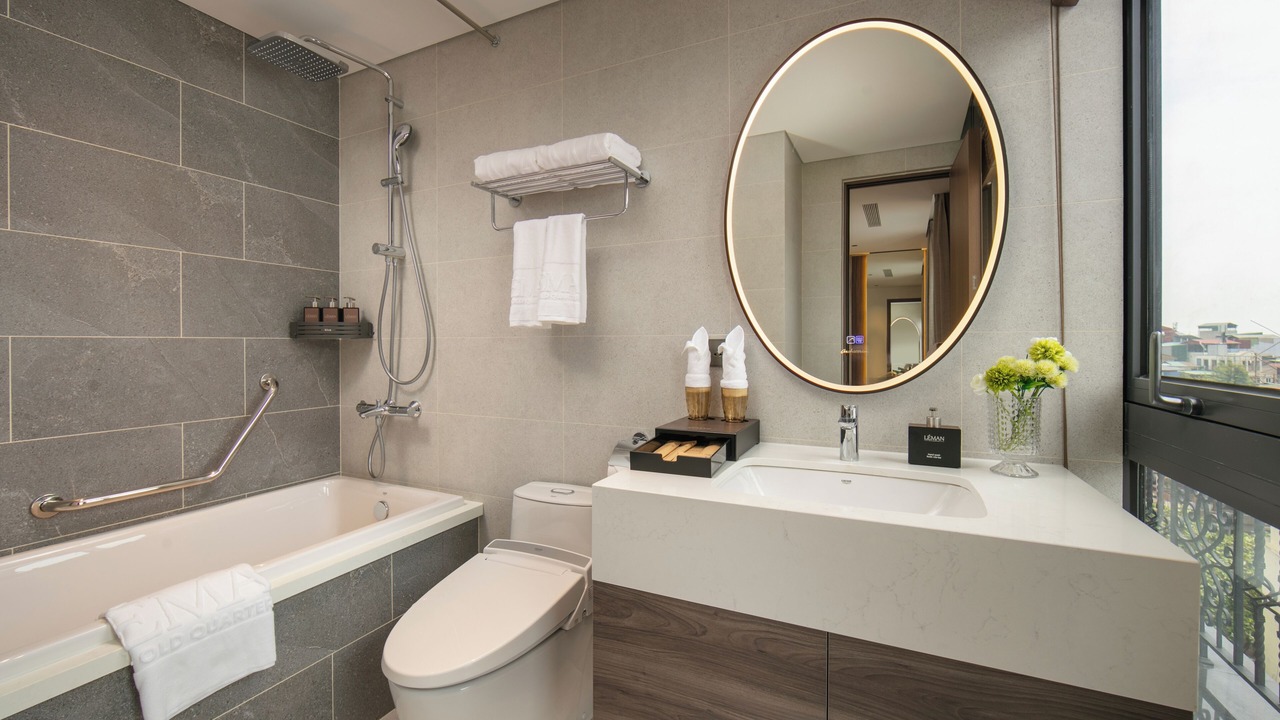 Photo of Bathroom in Hang Buom