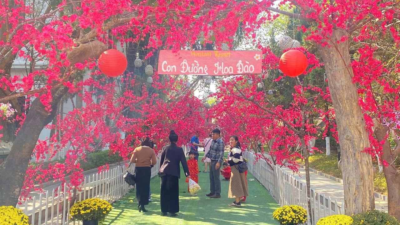Photo of Outdoor in Him Lam