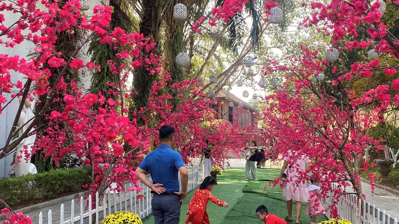 Photo of Outdoor in Him Lam