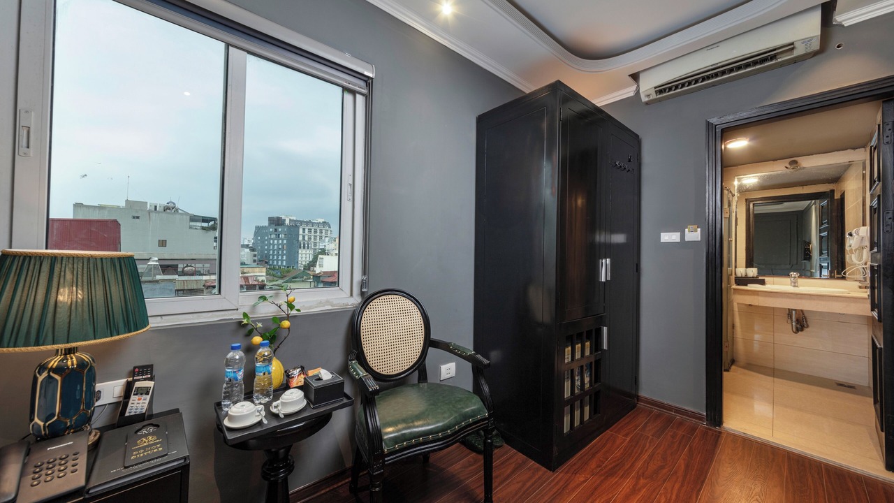 Photo of Bedroom in Van Mieu