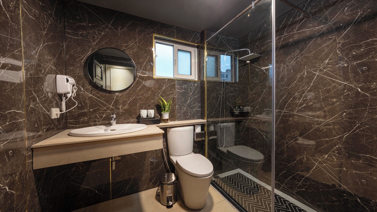 Photo of Bathroom in Van Mieu