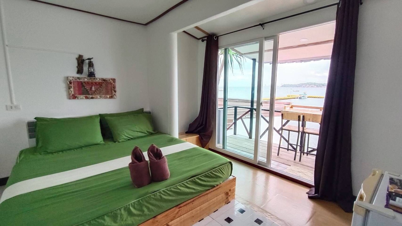 Photo of Bedroom in Koh Lan
