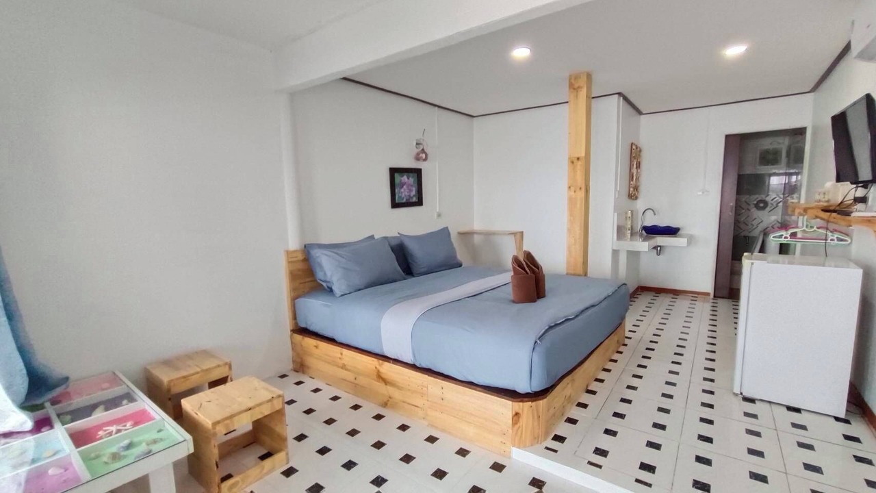 Photo of Bedroom in Koh Lan