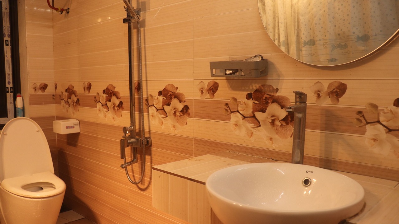 Photo of Bathroom in Tran Yen