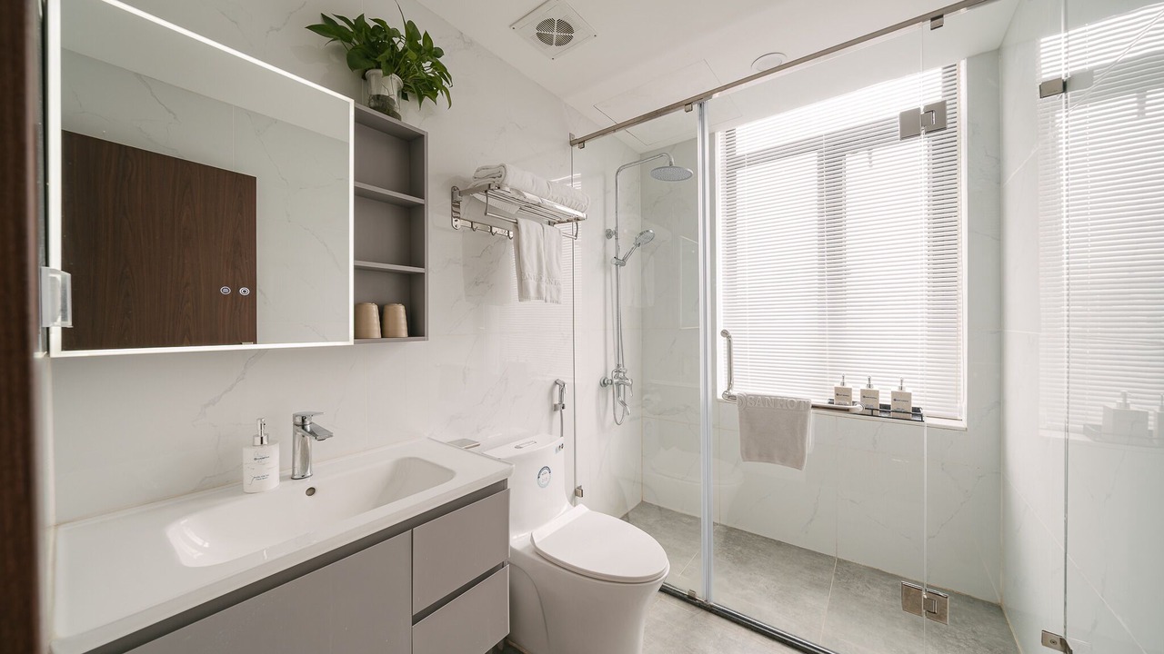 Photo of Bathroom in Dich Vong