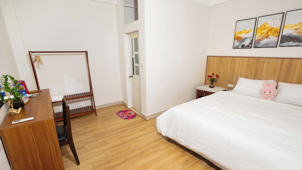Photo of Bedroom in Soc Son