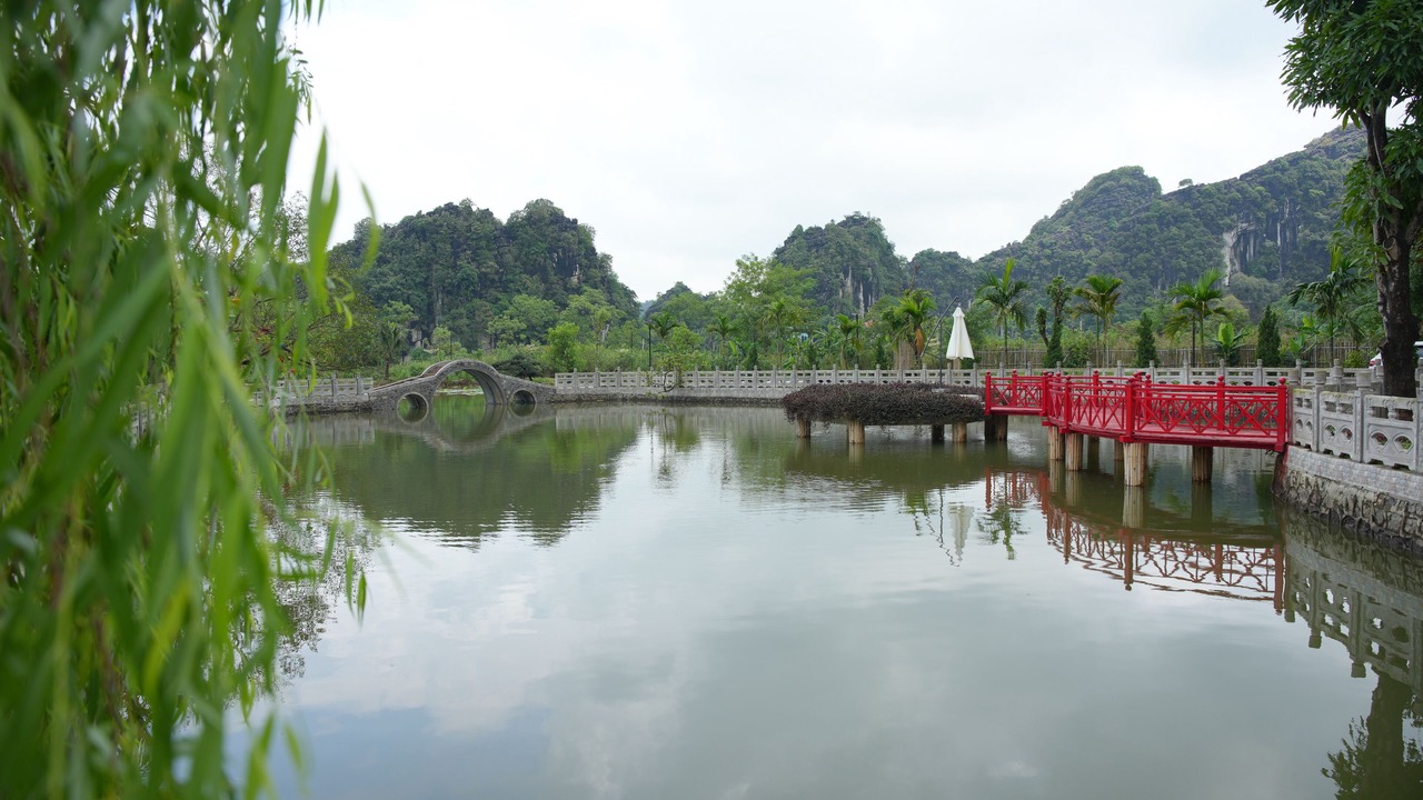 Photo of Others in Hoa Lu