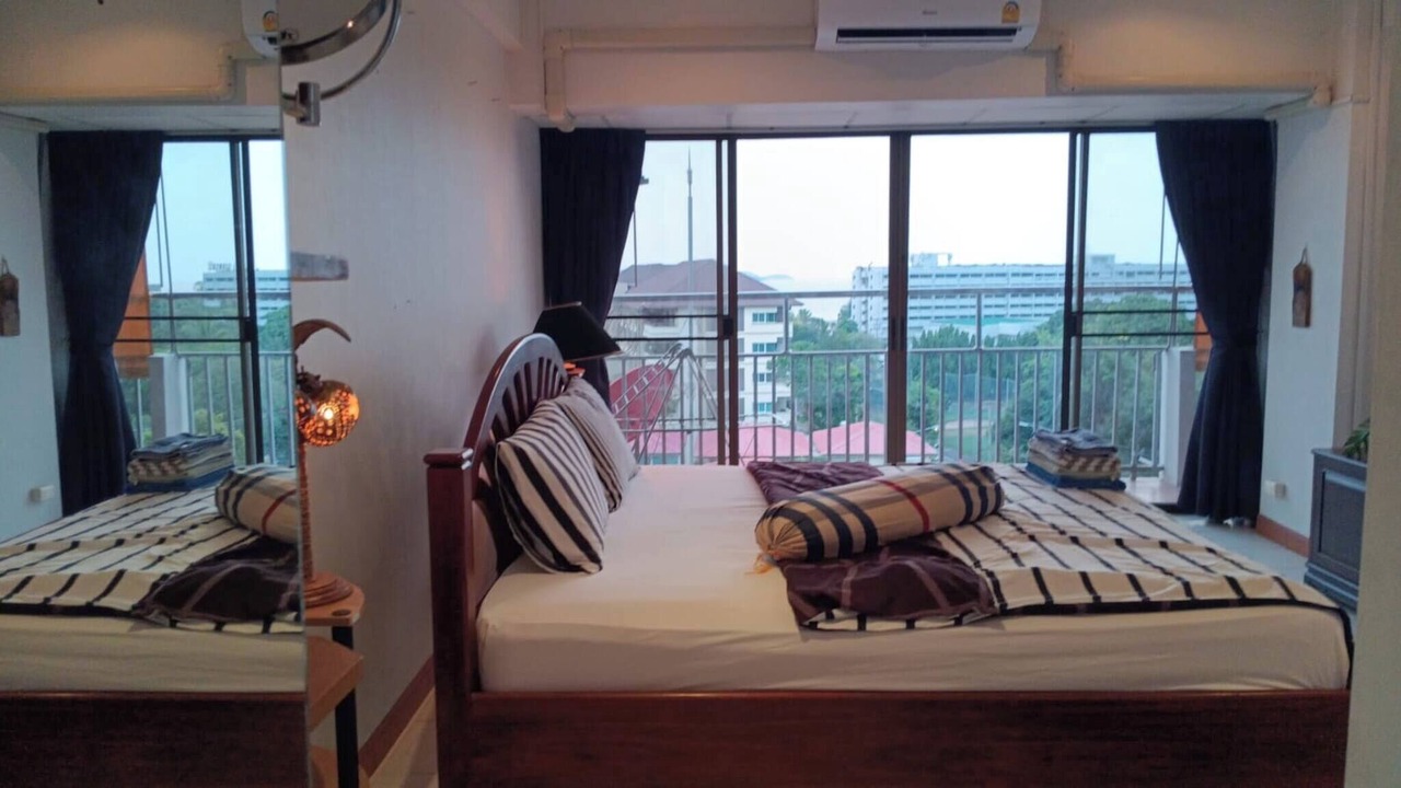 Photo of Patio Balcony in Pratumnak Hill