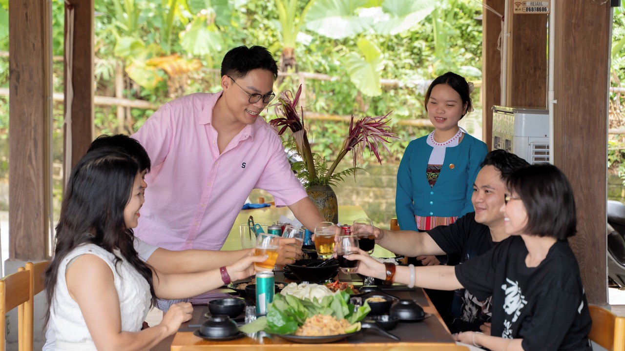 Photo of Others in Hoa Binh